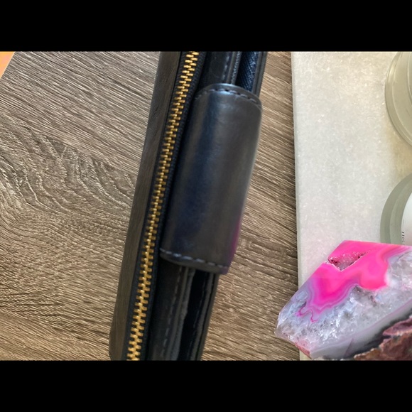 Fossil Wallet - Picture 3 of 6